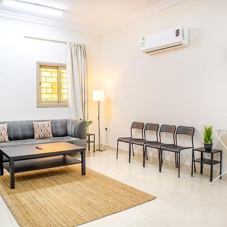 Luxurious Family 3 Bedroom Apartments 10 Mins Drive To Al-Masjid Nabawi - Nozol Noor 1 Médine Extérieur photo