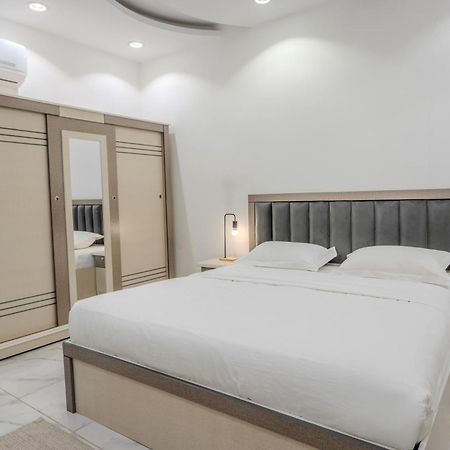 Luxurious Family 3 Bedroom Apartments 10 Mins Drive To Al-Masjid Nabawi - Nozol Noor 1 Médine Extérieur photo