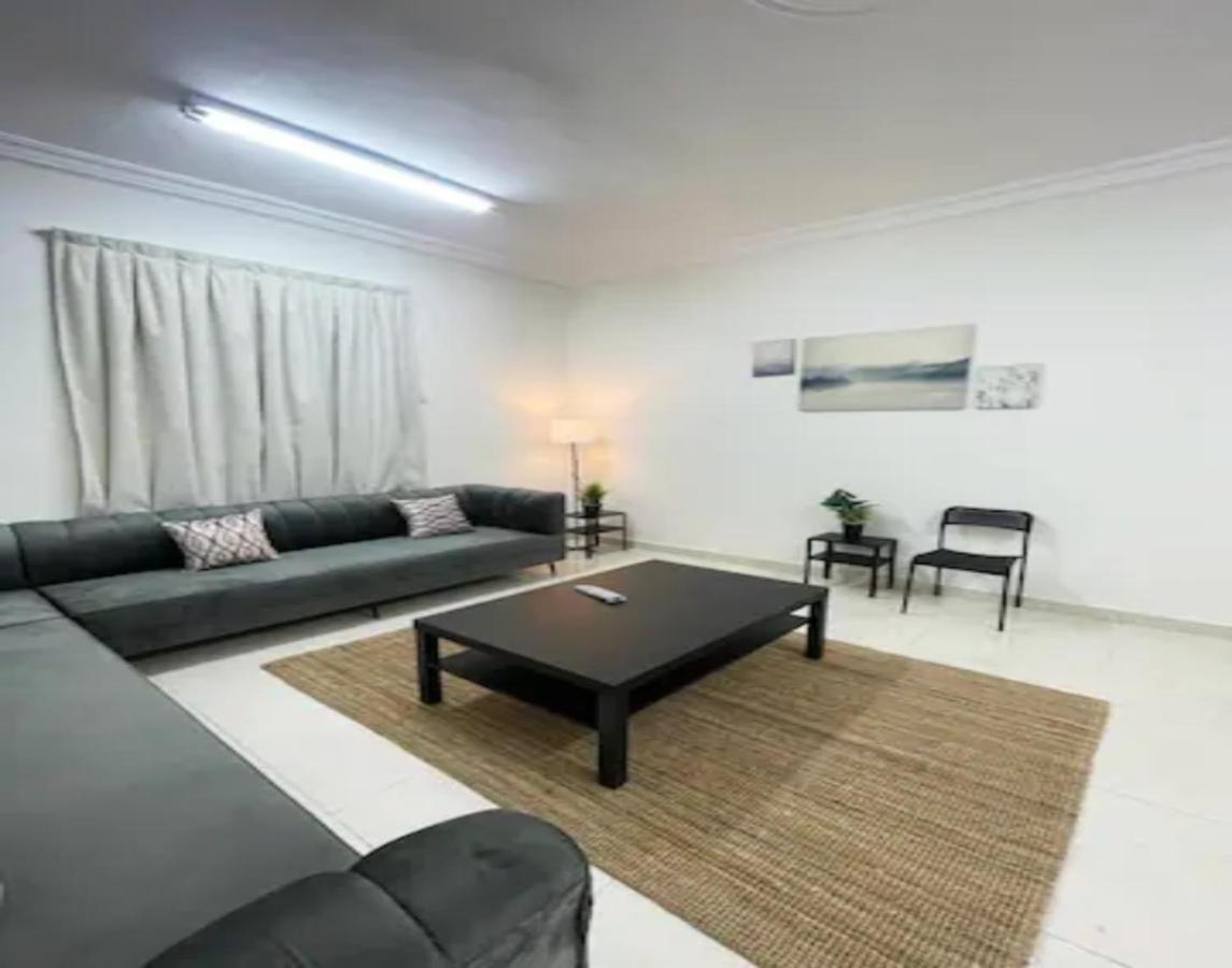 Luxurious Family 3 Bedroom Apartments 10 Mins Drive To Al-Masjid Nabawi - Nozol Noor 1 Médine Extérieur photo