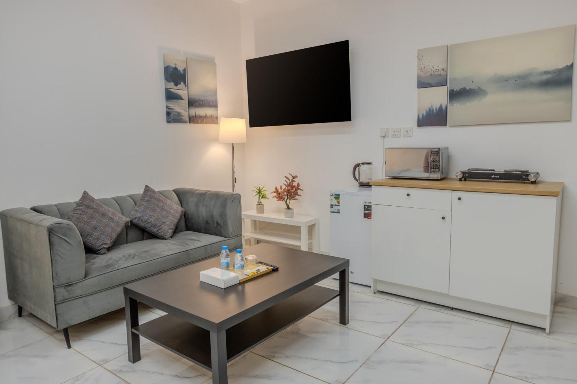 Luxurious Family 3 Bedroom Apartments 10 Mins Drive To Al-Masjid Nabawi - Nozol Noor 1 Médine Extérieur photo